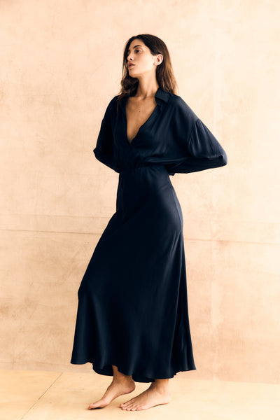 Dolman Sleeve Maxi Dress MICHELLE JONAS Dolman Sleeve Maxi Dress MICHELLE JONAS