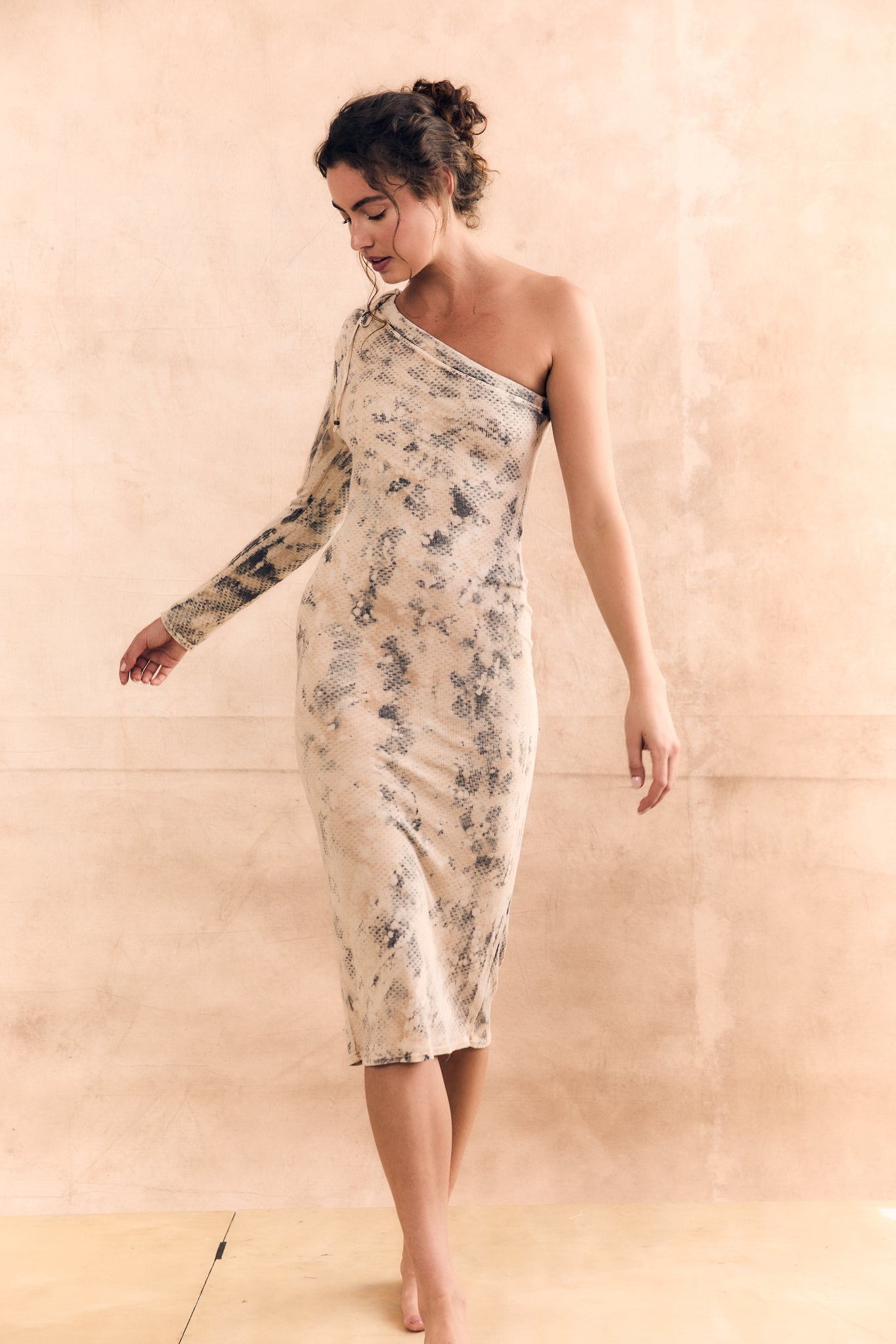 One Sleeve Ribbed Dress