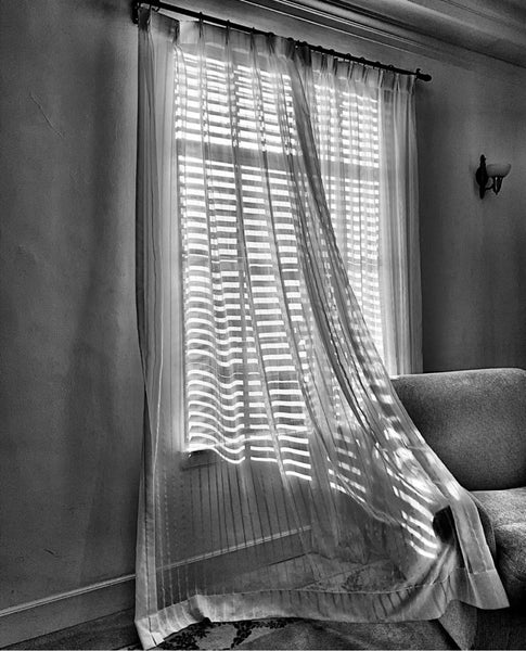 Isabelle Aubin / Window at the Chateau Marmont